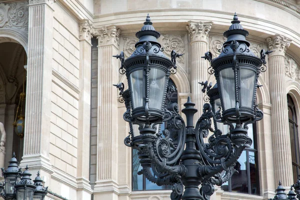 Lámpaoszlop Operaházban Frankfurt Németország — Stock Fotó