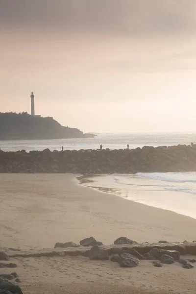 Dusk Biarritz Deniz Feneri Sahil Bask Ülkesi Fransa — Stok fotoğraf