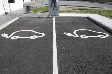 Elektrikli Araba Şarj Noktası Sembolleri