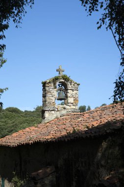 San Emeterio Şapeli, Austurias; İspanya