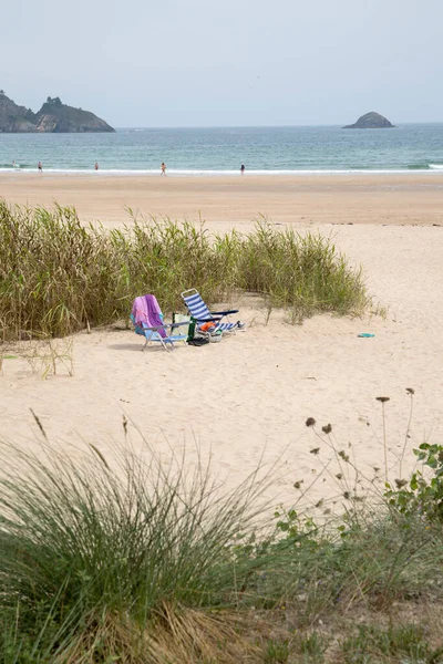 Liegestühle Strand Von Abrela Galicien Spanien — Stockfoto