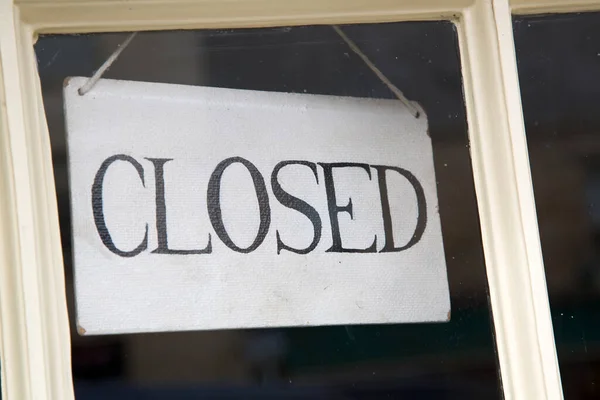 Closed Sign Store Window — Stock Photo, Image