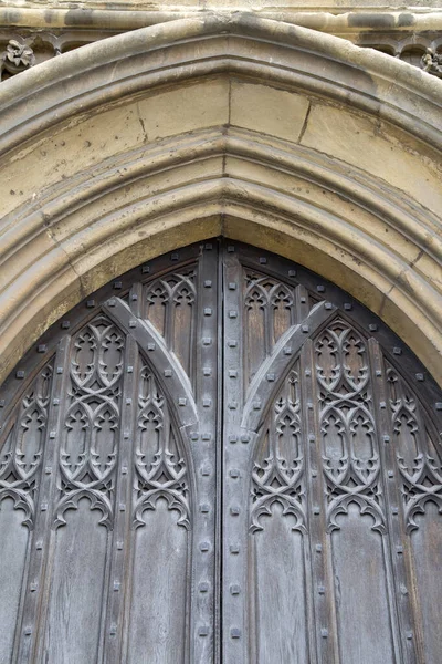 木製の扉グロスター大聖堂イギリス — ストック写真