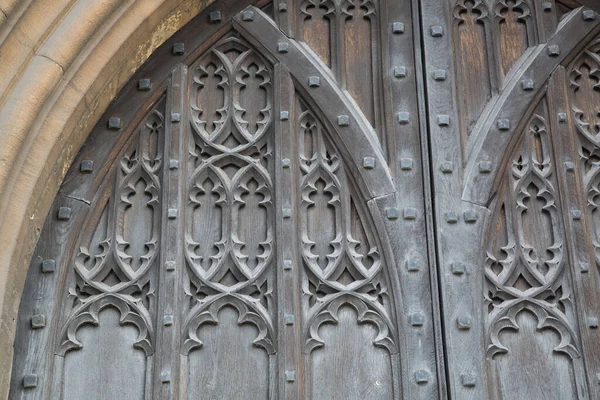 Porta Madeira Catedral Gloucester Inglaterra Reino Unido — Fotografia de Stock