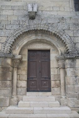 Allariz 'deki kilise; Orense; Galiçya; İspanya