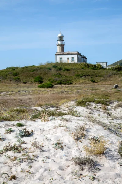 Larino Beach Lighthouse Coruna Galicia 스페인 — 스톡 사진