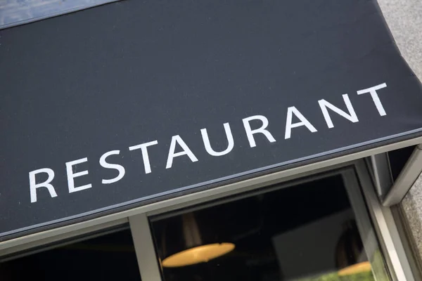 Ristorante Segno Sulla Facciata Dell Edificio — Foto Stock