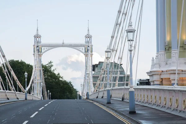 Albert Bridge Road Chelsea London England — 图库照片