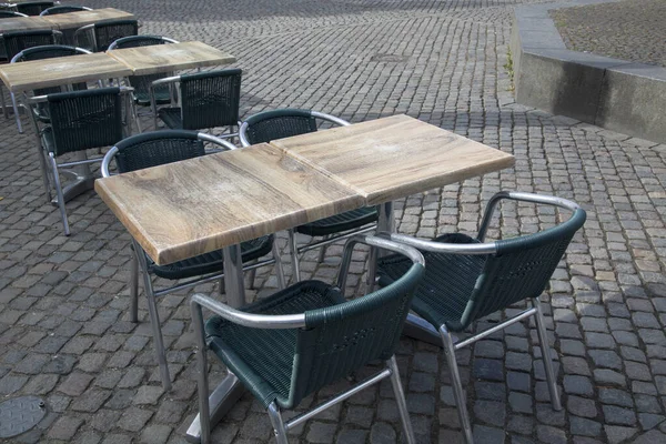カフェテーブルと椅子 コペンハーゲン デンマーク — ストック写真