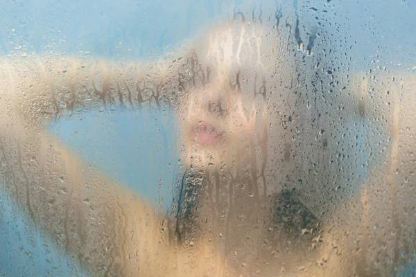 Rear View Unrecognizable Female Naked Perfect Body Takes Shower Feels — Stock Photo, Image