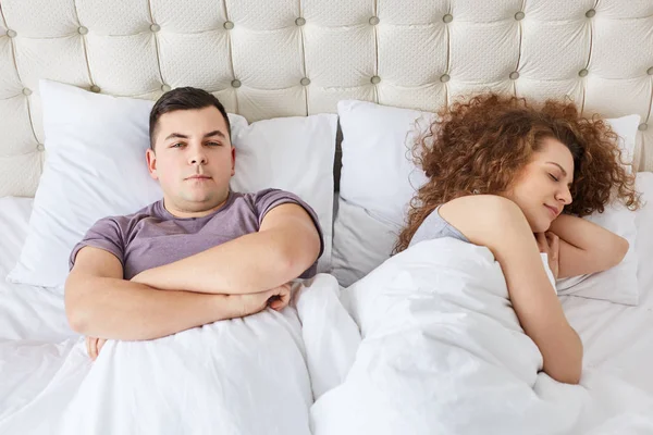 Horizontal Shot Lovely Faily Couple Have Rest Bed Enjoy Domestic — Stock Photo, Image