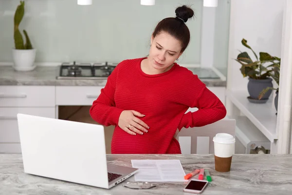 Overworked Pregnant Female Feels Pain Back Works Freelance Home Does — Stock Photo, Image