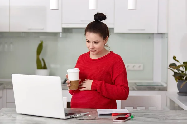 Pregnancy Work Concept Pretty Lady Has Hair Knot Wears Red — Stock Photo, Image