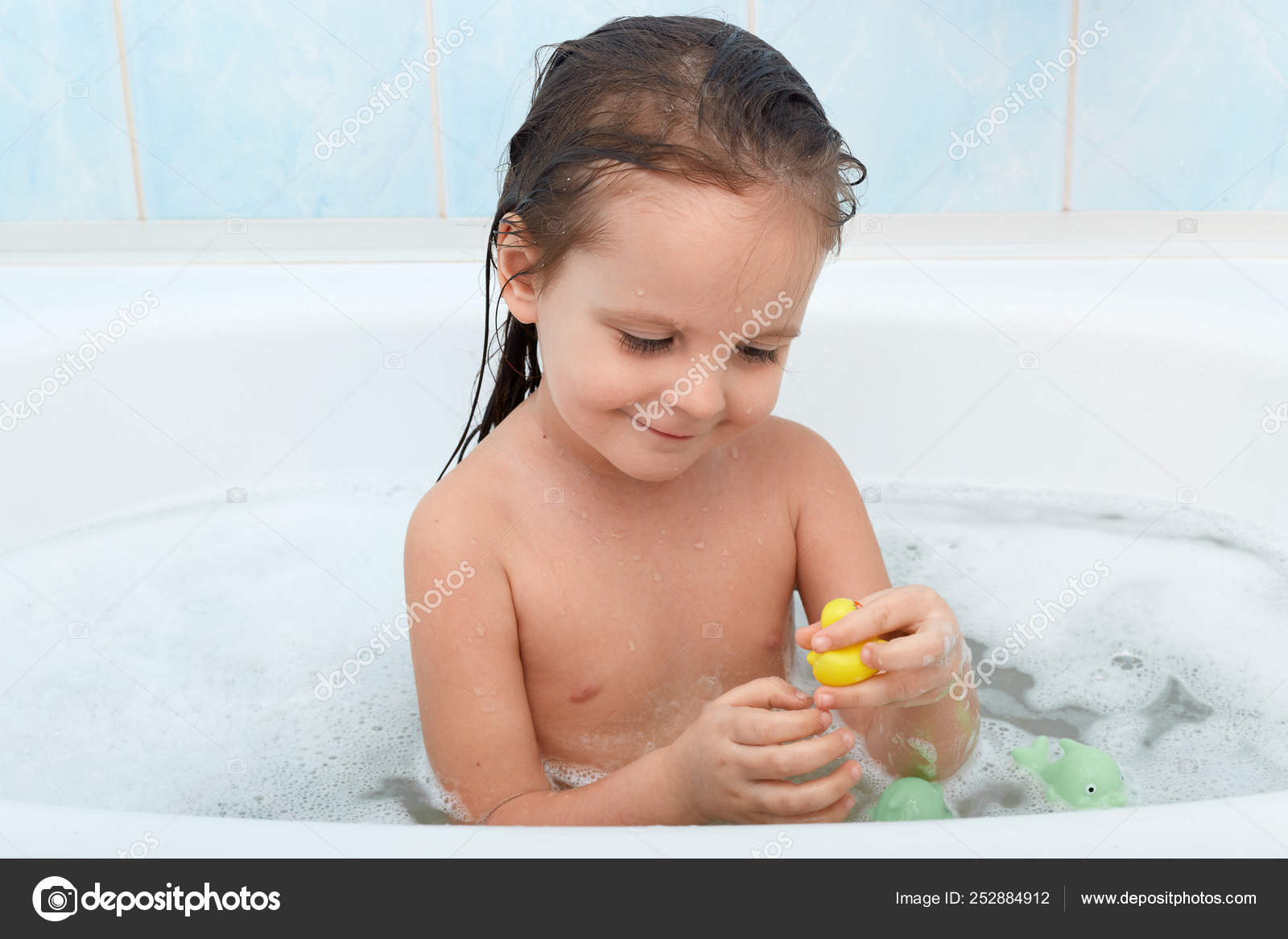 baby girl bath toys