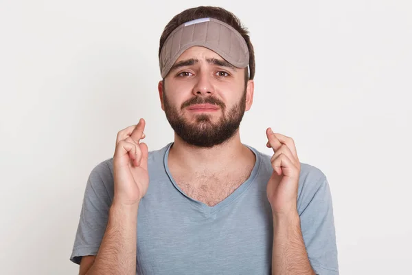 Portret Van Het Pleiten Van Boos Geïrriteerde Man Die Direct — Stockfoto