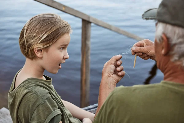 Little Boy Fishing His Dad Being Astonished Because Tangled Line — Stock Photo, Image