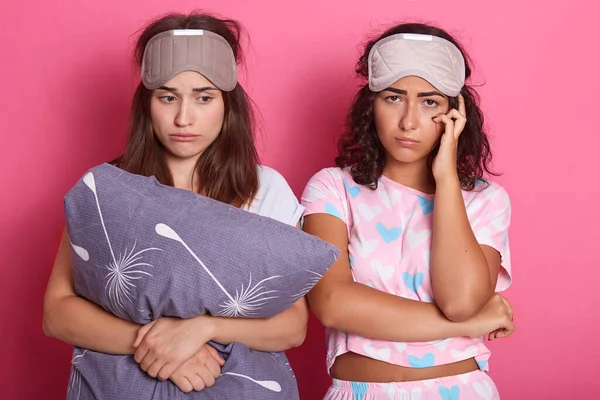 Two Dark Haired Sleepy Ladies Sleeping Mask Foreheads Standing Pillow — Stock Photo, Image