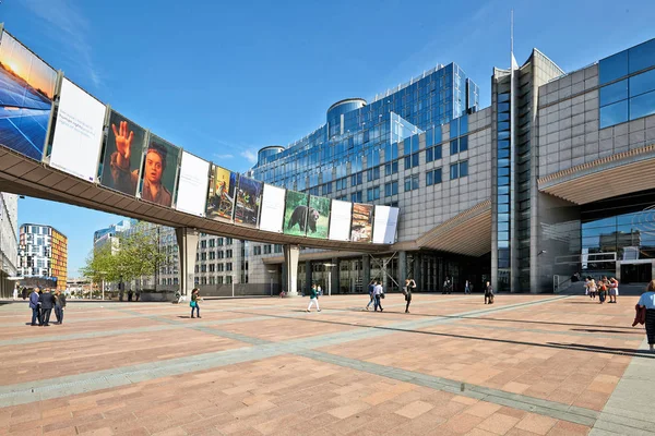 Brussel België September 2018 Sommige Mensen Genieten Van Zonnige Dag — Stockfoto