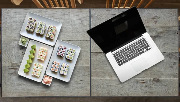 Entrega Plato Sushis Portátil Dos Mesas Madera — Foto de Stock