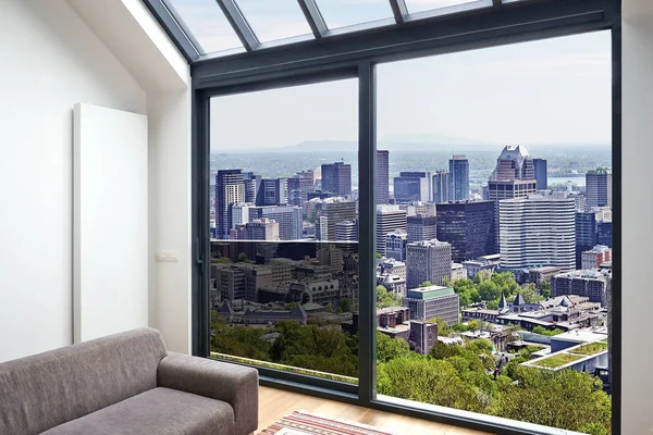 Sala Estar Moderna Com Grandes Janelas Vista Para Panorama Cidade — Fotografia de Stock