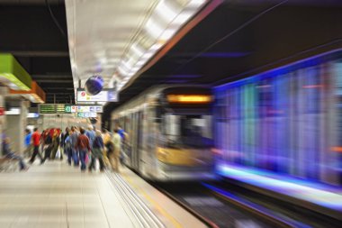 İç görünüm hareket underground Belçika bulanık