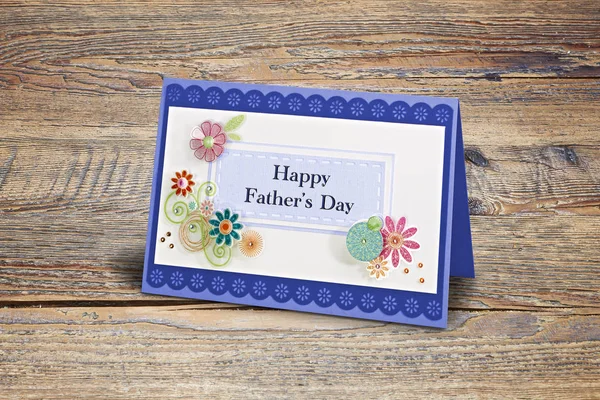 Handgjorda Scratch gratulationskort med lycklig fader Day text — Stockfoto