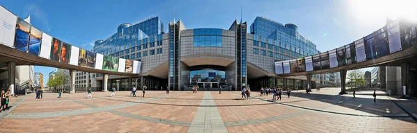 Офис Европейского правительства в старом здании в Брюсселе — стоковое фото