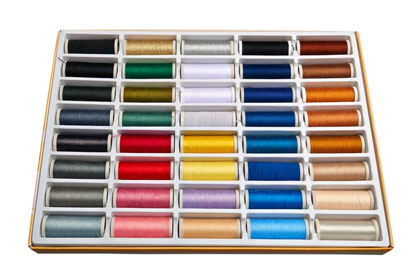 Hilos de costura multicolor fondo aislado —  Fotos de Stock