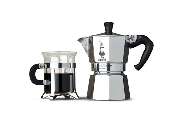 Bruxelles Belgique Août 2020 Cafetière Moka Cuisinière Bialetti Isolée Sur — Photo