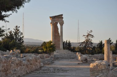 Kutsal Apollo Hylates Kıbrıs