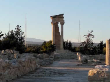 Kutsal Apollo Hylates Kıbrıs