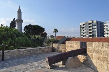 Kıbrıs 'taki Ortaçağ Larnaka Kalesi (Larnaka)