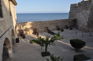 Kıbrıs 'taki Ortaçağ Larnaka Kalesi (Larnaka)