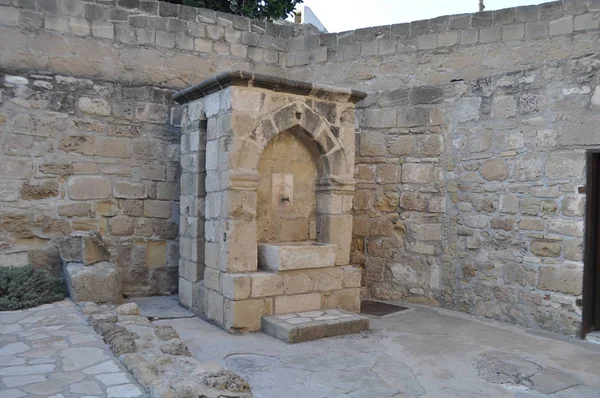 Kıbrıs 'taki Ortaçağ Larnaka Kalesi (Larnaka)