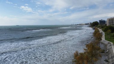Kıbrıs'ta güzel Limasol Beach