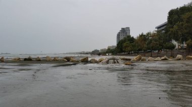 Kıbrıs'ta güzel Limasol Beach