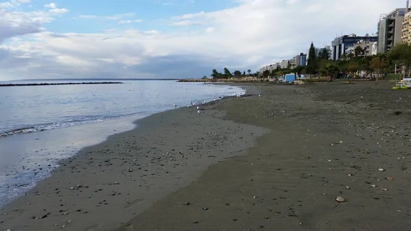 Kıbrıs'ta güzel Limasol Beach