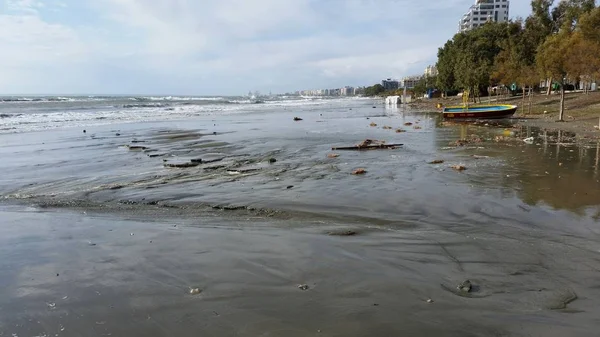 Kıbrıs'ta güzel Limasol Beach