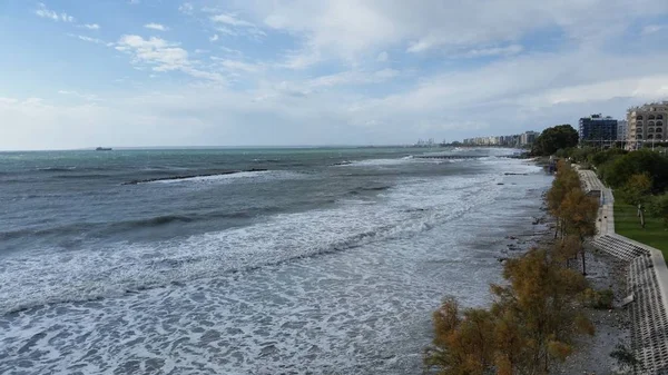 Kıbrıs'ta güzel Limasol Beach