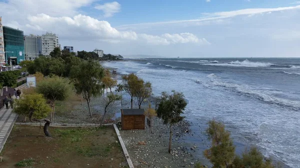 Kıbrıs'ta güzel Limasol Beach