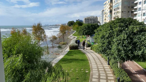 Kıbrıs'ta güzel Limasol Beach