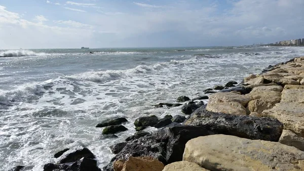 Kıbrıs'ta güzel Limasol Beach