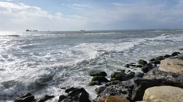 Kıbrıs'ta güzel Limasol Beach