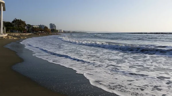 Kıbrıs'ta güzel Limasol Beach