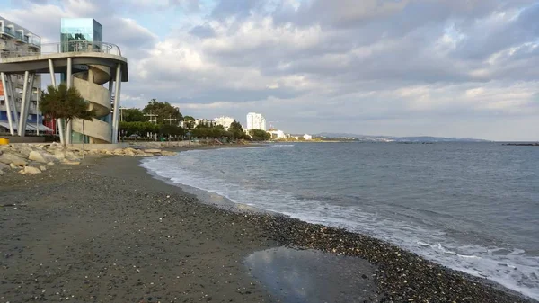 Kıbrıs'ta güzel Limasol Beach