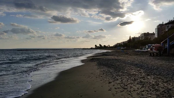 Kıbrıs'ta güzel Limasol Beach
