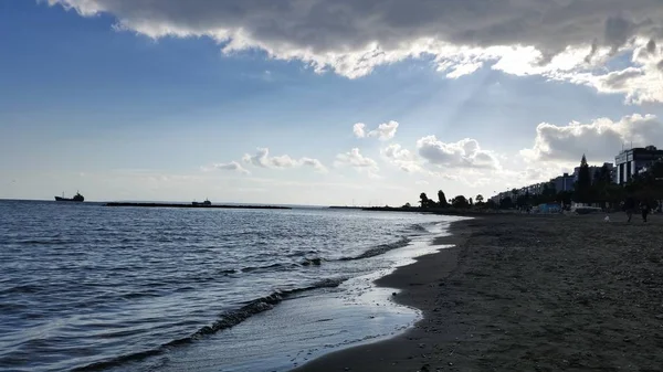 Kıbrıs'ta güzel Limasol Beach