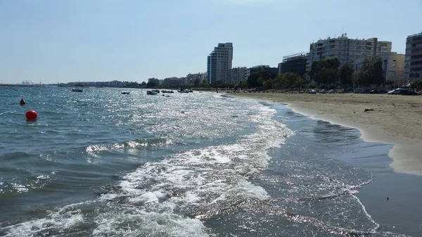 Kıbrıs'ta güzel Limasol Beach