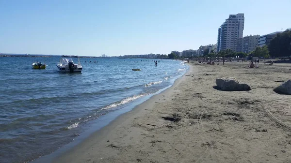 Kıbrıs'ta güzel Limasol Beach