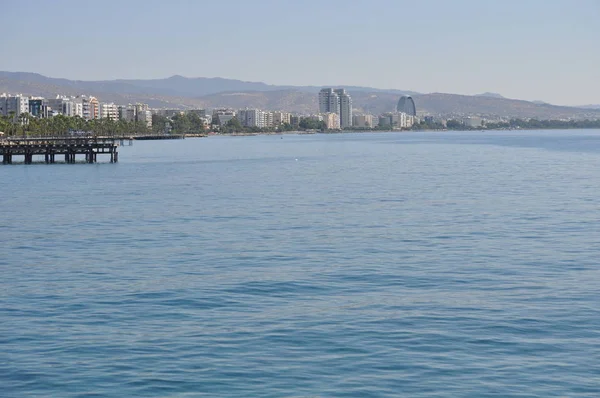 Kıbrıs'ta güzel Limasol Beach